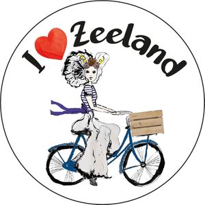 Zeeuws meisje fietst